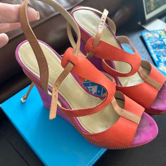 Hot pink/salmon PLATFORMS! - Picture 6 of 6